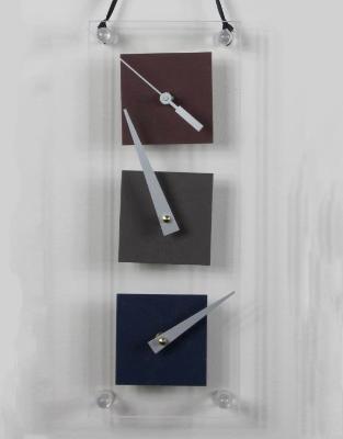 3 Clock Column - Plexiglas